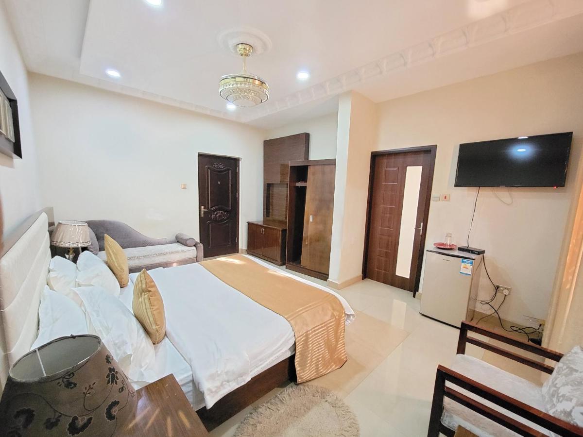 Afri-Royal Hotel Accra Luaran gambar