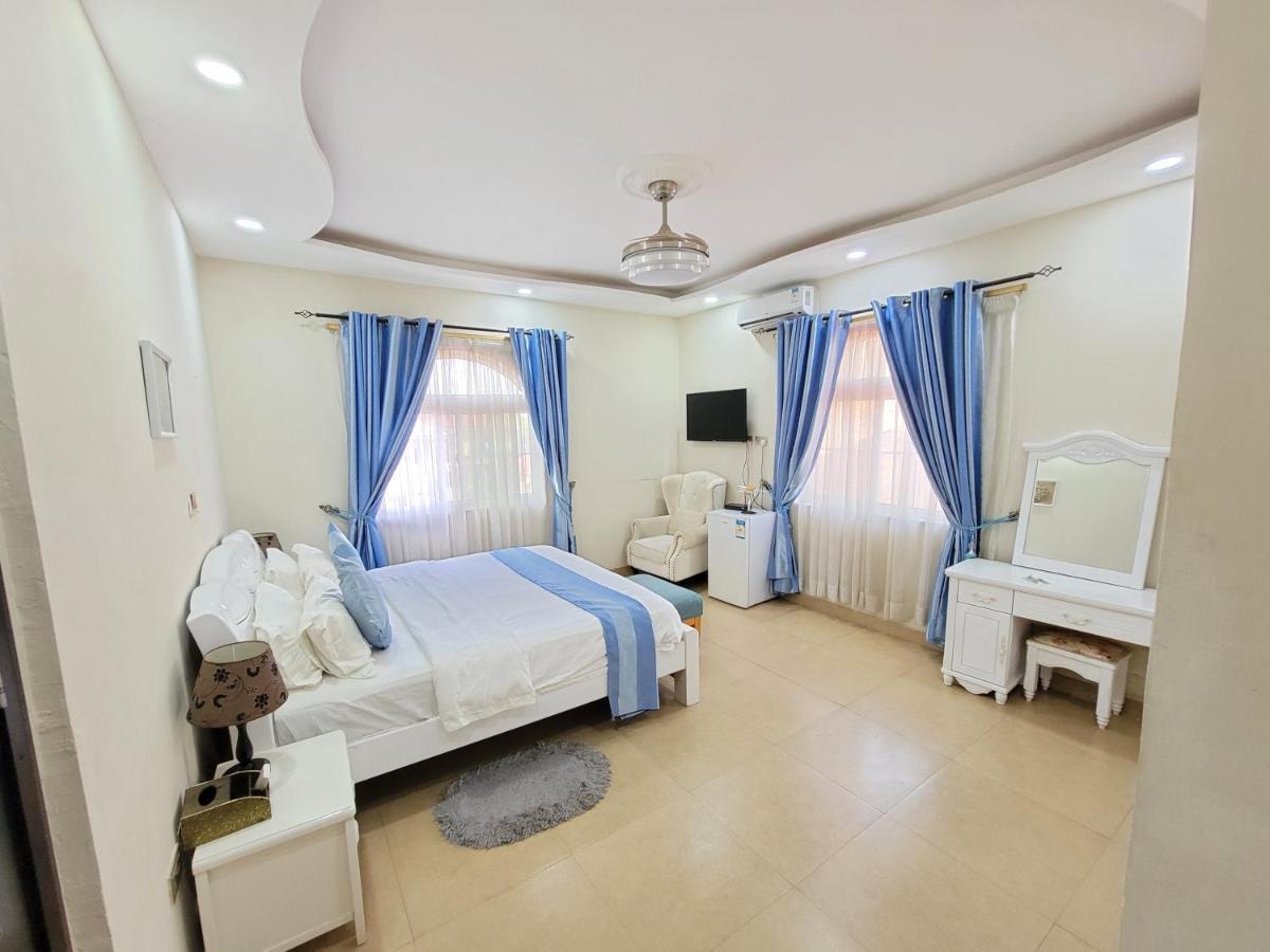 Afri-Royal Hotel Accra Luaran gambar